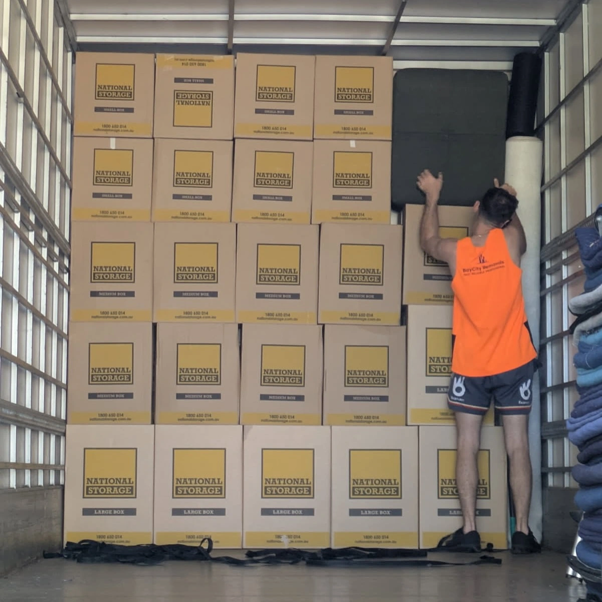 Bay City Removals moving home in Capalaba, Redland City